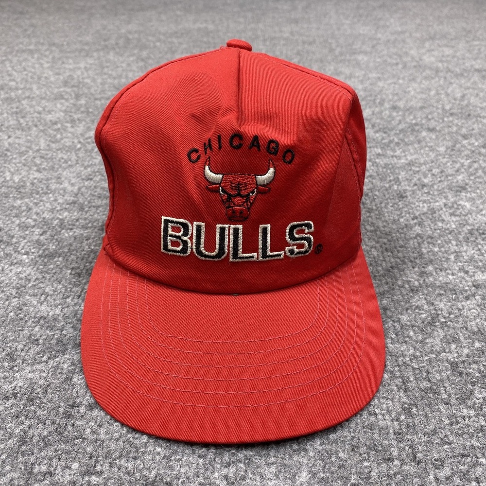 Vintage Chicago Bulls Hat Cap Snap Back Mens One Size Red NBA Sports Specialties